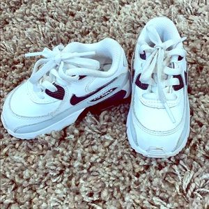 Toddlers Nike air max.